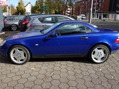 Usata Mercedes SLK200 136 CV (100 kW) 1998 Blu Cabrio