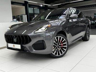 Grau Neu 2025 Maserati Grecale SUV | 101.175 € (Etwas zu teuer)