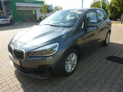 Gebraucht BMW 218 Active Tourer Advantage 136 PS (100 kW) 2021 Grau Van / Kleinbus