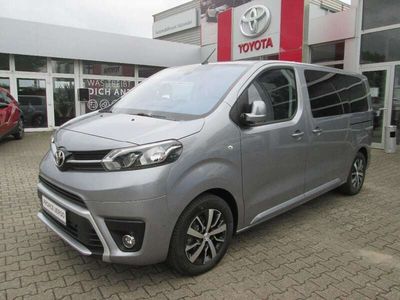 Gebraucht Toyota Proace Verso Comfort 144 PS (105 kW) 2024 Bismutsilber Van / Kleinbus