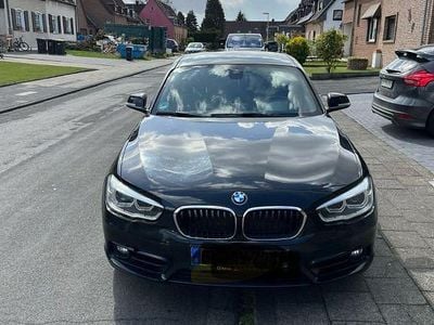 Second-hand BMW 120 Sport Line 190 CP (139 kW) 2015 Negru Hatchback