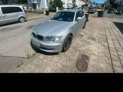 Gebraucht BMW 116 122 PS (89 kW) 2010 Silber Kleinwagen