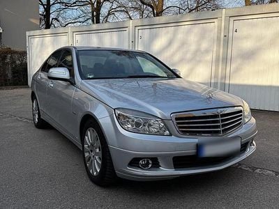 Usata Mercedes C200 184 CV (135 kW) 2008 Argento Berlina