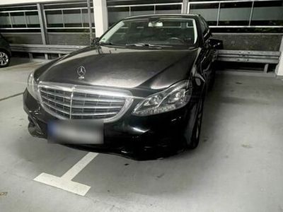 Mercedes E200