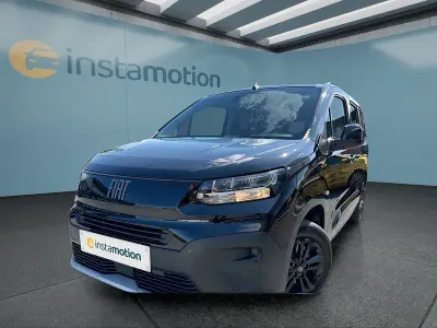 Neu Fiat Qubo Trekking 131 PS (96 kW) 2026 Schwarz Van / Kleinbus