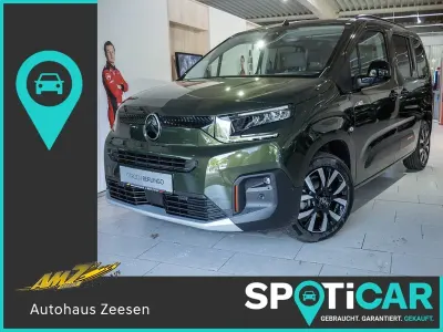Neu Citroën Berlingo 131 PS (96 kW) 2026 Grün Van / Kleinbus