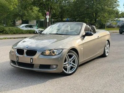 Gebraucht BMW 320 Cabriolet 177 PS (130 kW) 2008 Gold Cabrio