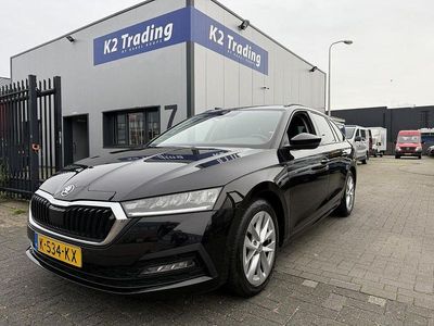 Schwarz Gebraucht 2021 Skoda Octavia Business Line Kombi | 13.990 € (Teuer)
