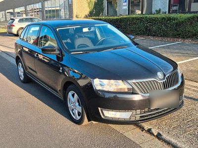 Gebraucht Skoda Rapid 90 PS (66 kW) 2014 Schwarz Kleinwagen