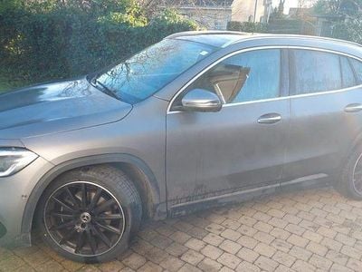 Mercedes GLA220
