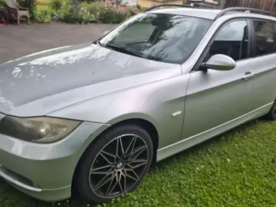 Gebraucht BMW 320 Sport Line 163 PS (119 kW) 2007 Silber Kombi