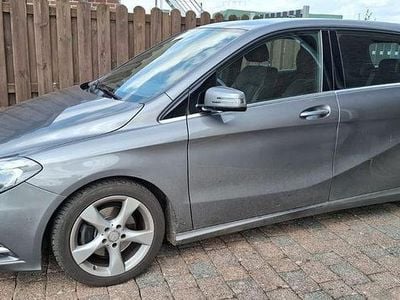 Mercedes B180