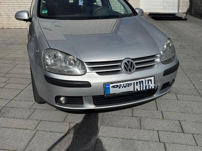 Gebraucht VW Golf IV Trendline 116 PS (85 kW) 2004 Silber Limousine