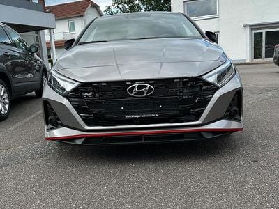 Grau Gebraucht 2023 Hyundai i20 Kleinwagen | 23.999 € (Guter Preis)
