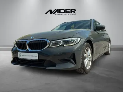 Gebraucht BMW 318 Advantage 150 PS (110 kW) 2020 Grau Kombi