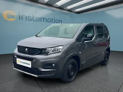 Gebraucht Peugeot Rifter 131 PS (96 kW) 2023 Grau Van / Kleinbus