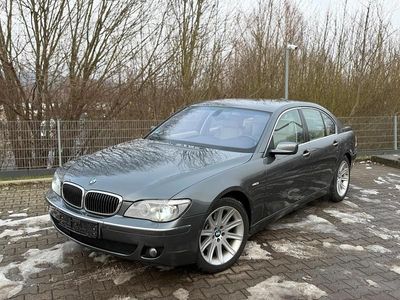 BMW 730