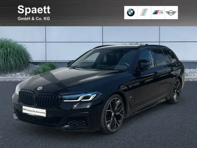 Gebraucht BMW 540 M Sport 340 PS (250 kW) 2023 M carbonschwarz Kombi