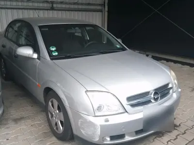 Gebraucht Opel Vectra 125 PS (91 kW) 2002 Silber Limousine