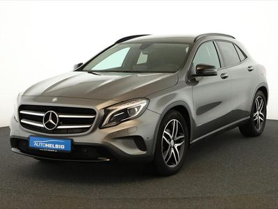 Usata Mercedes GLA180 Urban 122 CV (89 kW) 2017 Grigio SUV