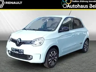 Second-hand Renault Twingo Techno 60 kW (82 CP) 2023 Albastru Hatchback