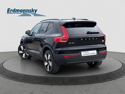 Gebraucht Volvo XC40 Core 169 kW (231 PS) 2023 Black solid stone (schwarz) SUV