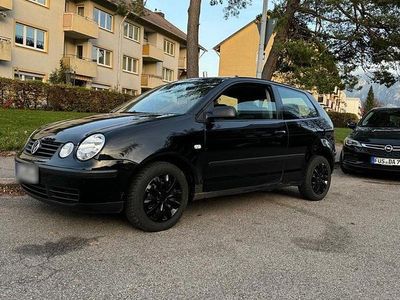 Second-hand VW Polo Basis 64 CP (47 kW) 2003 Negru Berlinǎ