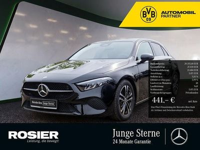 Schwarz / kosmosschwarz Gebraucht 2024 Mercedes A180 Advanced Limousine | 29.355 € (Fairer Preis)
