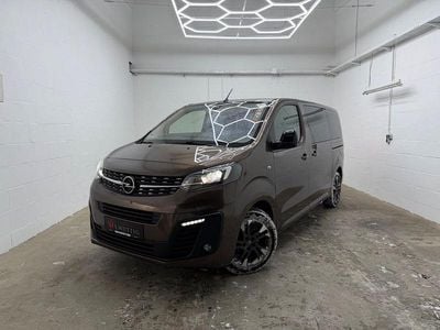 Braun Gebraucht 2022 Opel Zafira Life Edition Van / Kleinbus | 26.650 € (Guter Preis)