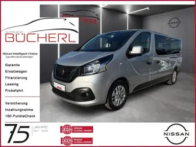 Usado Nissan NV300 Premium Edition 145 HP (106 kW) 2016 Cinzento Van