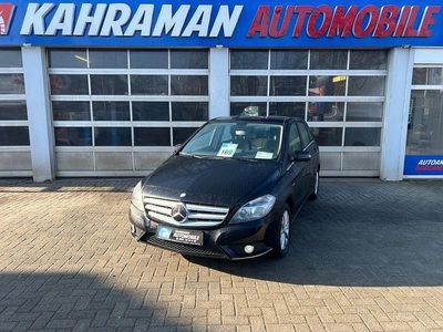 Gebraucht Mercedes B180 122 PS (89 kW) 2011 Schwarz Van / Kleinbus