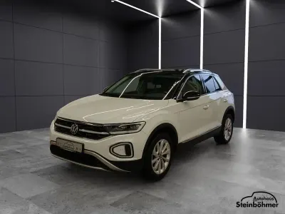 Second-hand VW T-Roc Style 110 CP (80 kW) 2022 Alb SUV