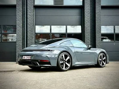 Gebraucht Porsche 911 Carrera Sport 394 PS (289 kW) 2024 Grau Coupé
