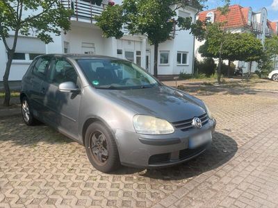 VW Golf V