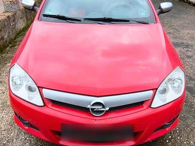 Gebraucht Opel Tigra 90 PS (66 kW) 2005 Rot Cabrio