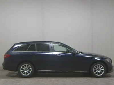 Gebraucht Mercedes C200 150 PS (110 kW) 2018 Blau Limousine