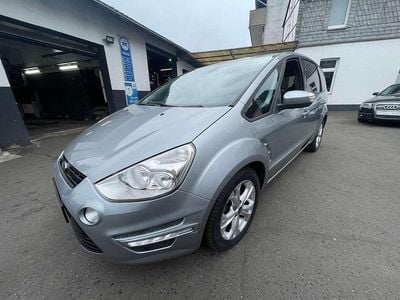Hypersilber metallic Gebraucht 2014 Ford S-MAX Business Edition Van / Kleinbus | 9.300 € (Etwas zu teuer)