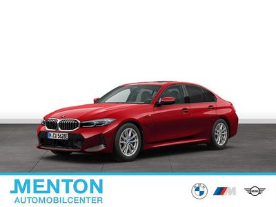 Rot Gebraucht 2024 BMW 330e M Sport Limousine | 49.486 € (Etwas zu teuer)