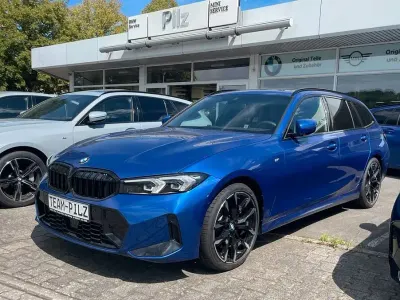 Gebraucht BMW 320 M Sport 190 PS (139 kW) 2026 Blau Limousine
