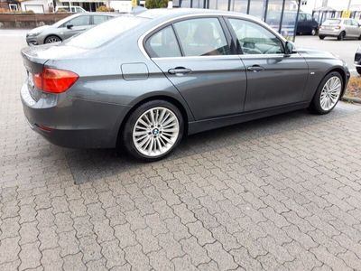 gebraucht BMW 330 330 d Sport-Aut. Luxury Line