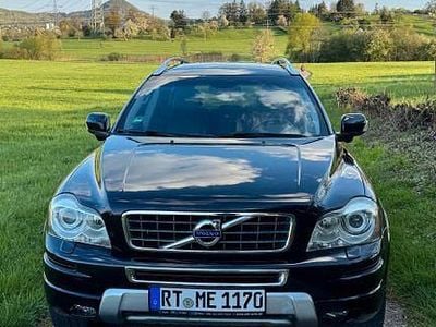 Second-hand Volvo XC90 Summum 200 CP (147 kW) 2014 Negru SUV