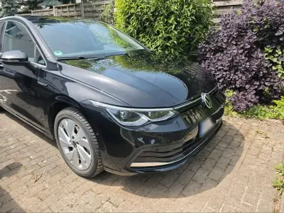 Gebraucht VW Golf VII Style 150 PS (110 kW) 2020 Schwarz Limousine