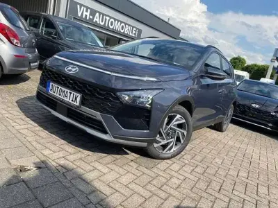 Neu Hyundai Bayon 90 PS (66 kW) 2026 Aurora grey SUV