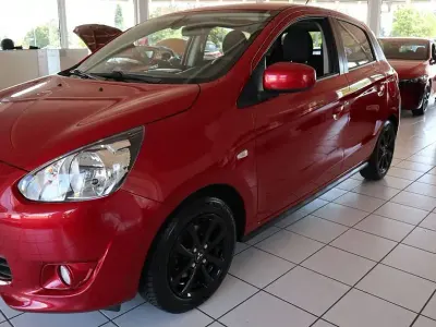 Gebraucht Mitsubishi Space Star 80 PS (58 kW) 2016 Rot Kleinwagen