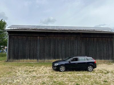 Gebraucht Volvo V60 Kinetic 190 PS (139 kW) 2015 Blau Kombi