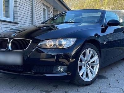 Gebraucht BMW 320 Cabriolet M Sport 170 PS (125 kW) 2009 Schwarz Cabrio