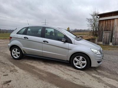 Gebraucht Mercedes B180 109 PS (80 kW) 2007 Grau Van / Kleinbus