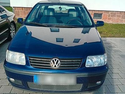 Blau Gebraucht 2001 VW Polo Kleinwagen | 1.550 € (Fairer Preis)