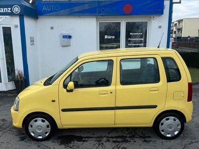 Gelb Gebraucht 2003 Opel Agila Kleinwagen | 2.650 € (Teuer)