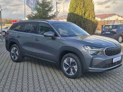 Neu Skoda Kodiaq Selection 150 PS (110 kW) 2025 Grau SUV